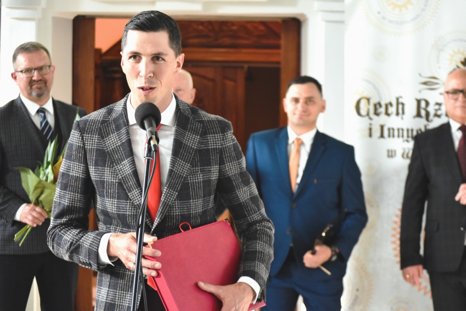 Zdjęcie w galerii na portalu naszwodzislaw.com: Firma z Gołkowic z tytułem Lidera Przedsiębiorczości [FOTO] wiadomości z regionu