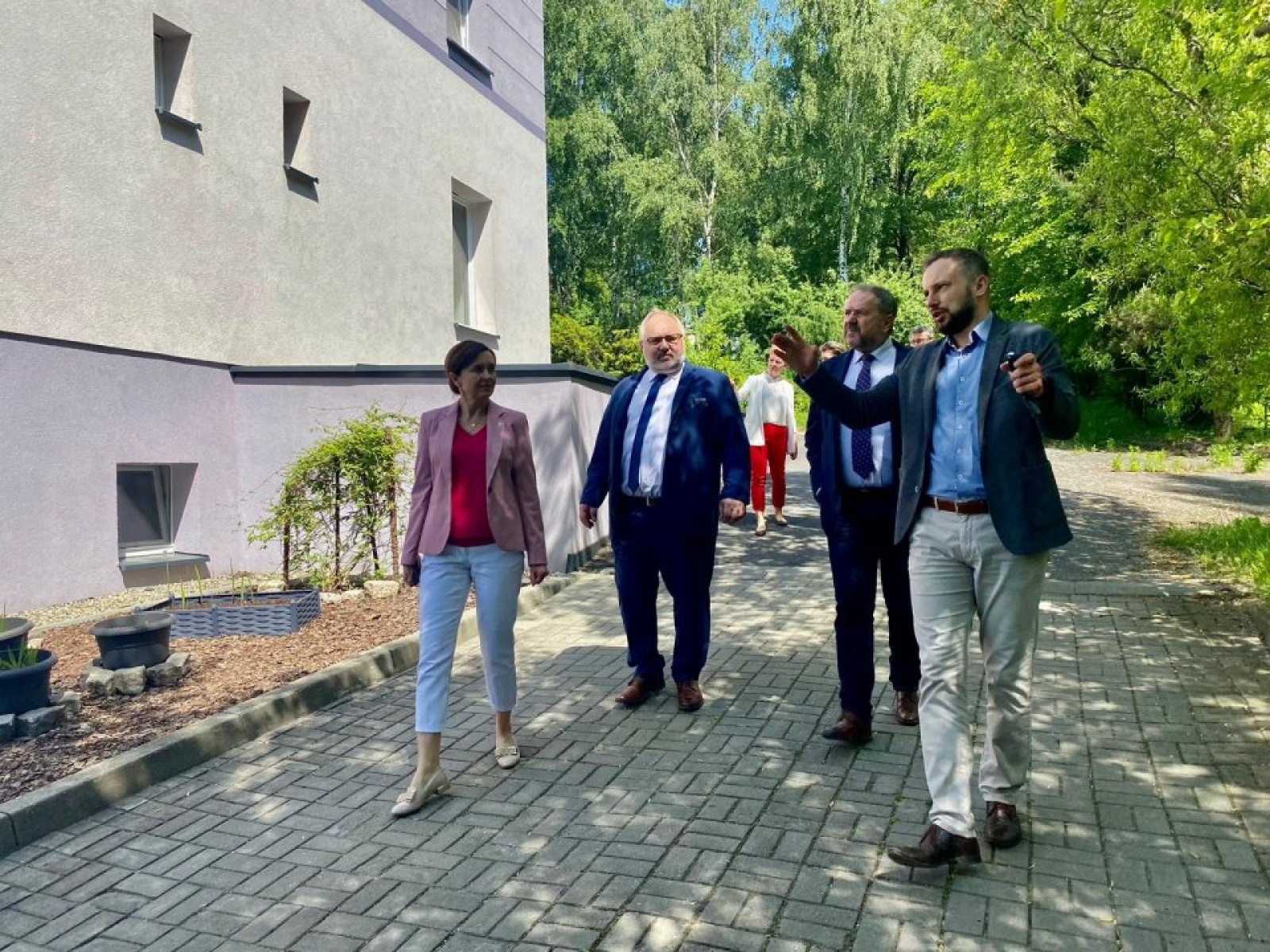 Zdjęcie w galerii na portalu naszwodzislaw.com: Przedstawiciele WFOŚiGW oraz senator Ewa Gawęda z wizytą w Rydułtowach [FOTO] wiadomości z regionu