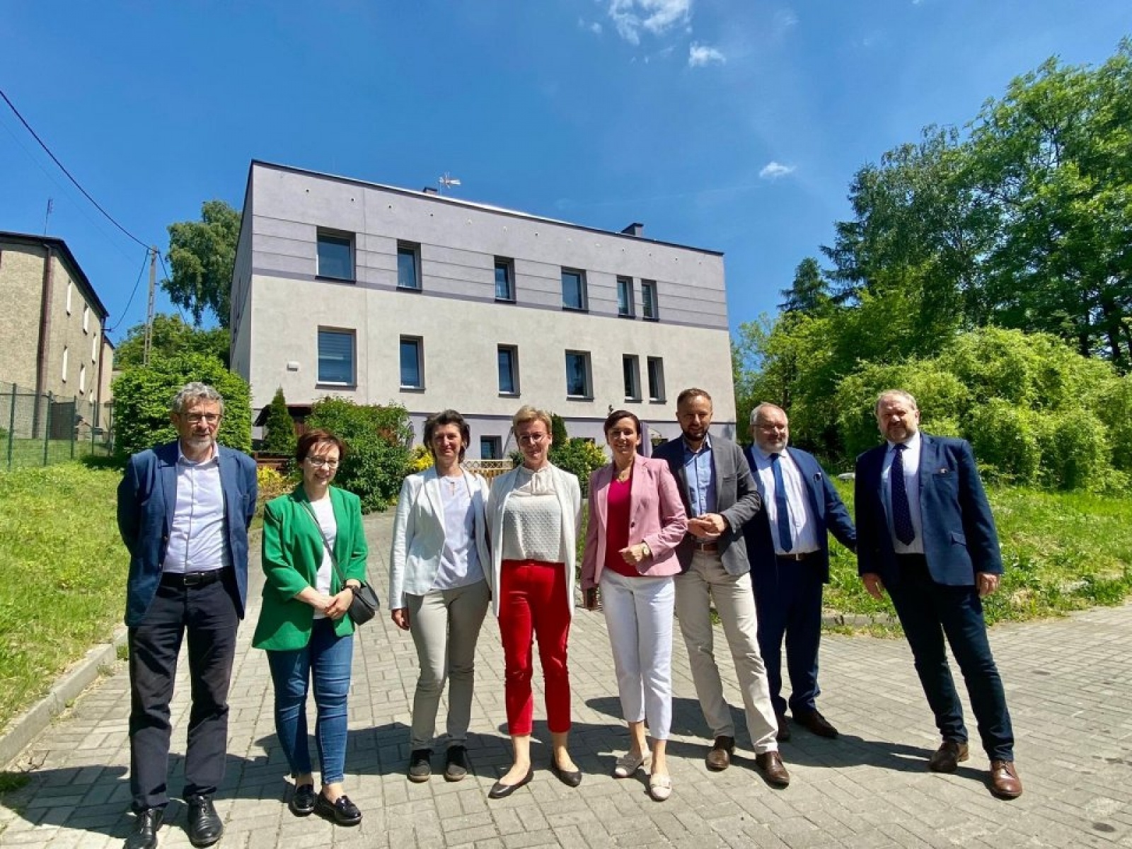 Zdjęcie w galerii na portalu naszwodzislaw.com: Przedstawiciele WFOŚiGW oraz senator Ewa Gawęda z wizytą w Rydułtowach [FOTO] wiadomości z regionu