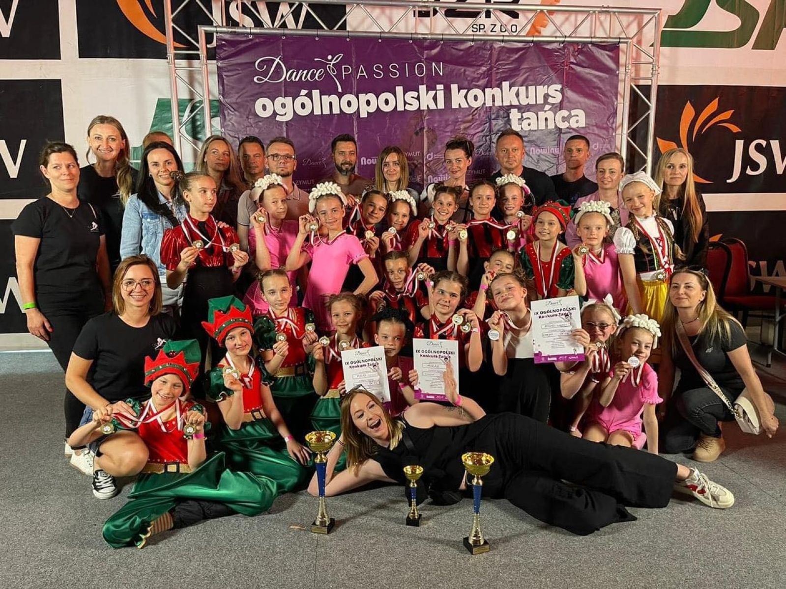 Zdjęcie w galerii na portalu naszwodzislaw.com: Miraż z dwoma medalami na Dance Passion w Jastrzębiu-Zdroju wiadomości z regionu