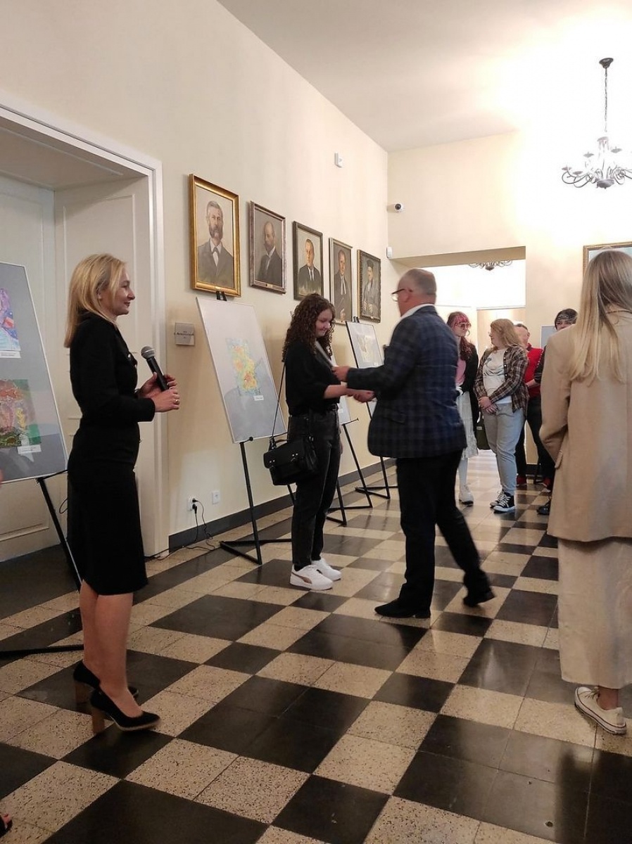 Zdjęcie w galerii na portalu naszwodzislaw.com: W Wodzisławiu Śląskim malowali swoje sny wiadomości z regionu