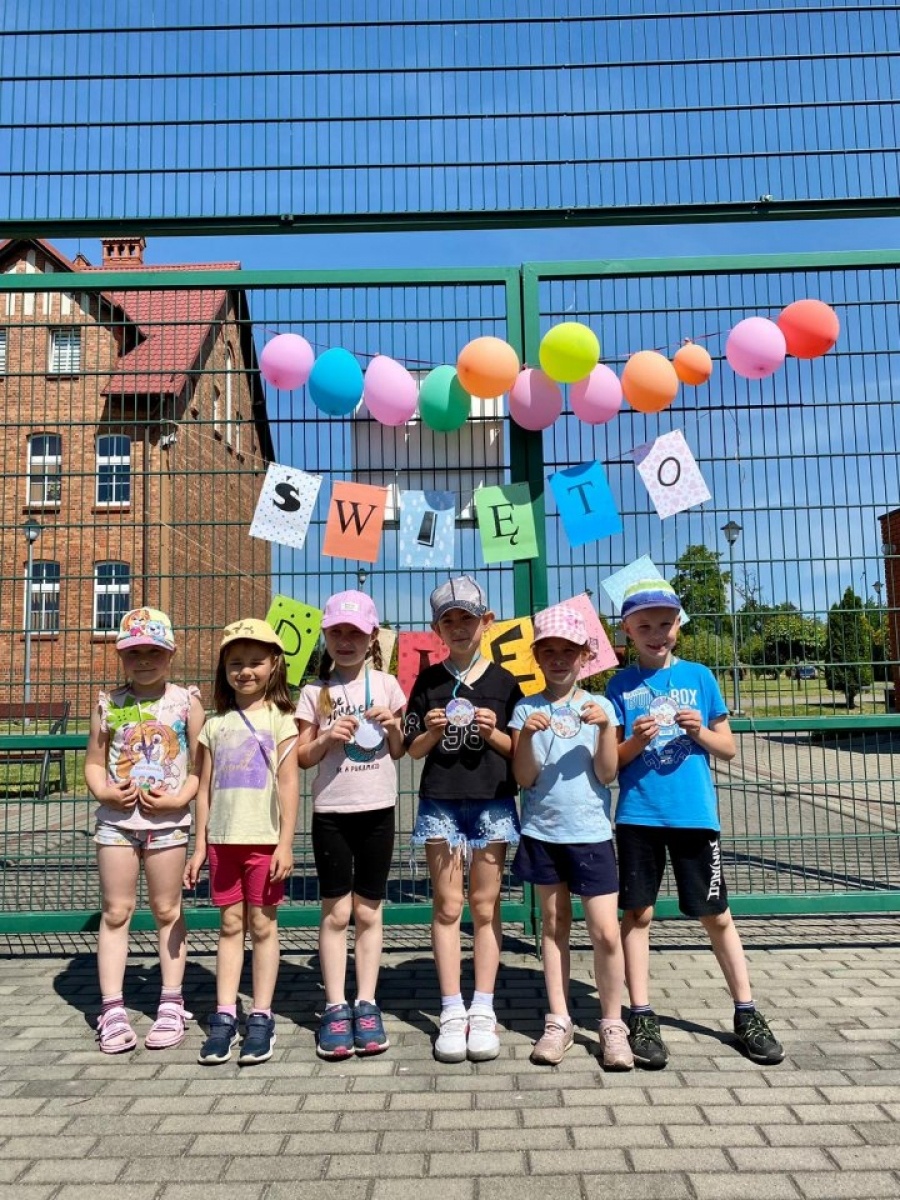 Zdjęcie w galerii na portalu naszwodzislaw.com: Świetna zabawa od samego rana. Dzień Dziecka w Rydułtowach [FOTO] wiadomości z regionu