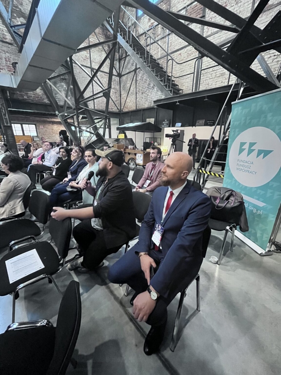 Zdjęcie w galerii na portalu naszwodzislaw.com: Dyskutowali o innowacjach na Demo Day wiadomości z regionu