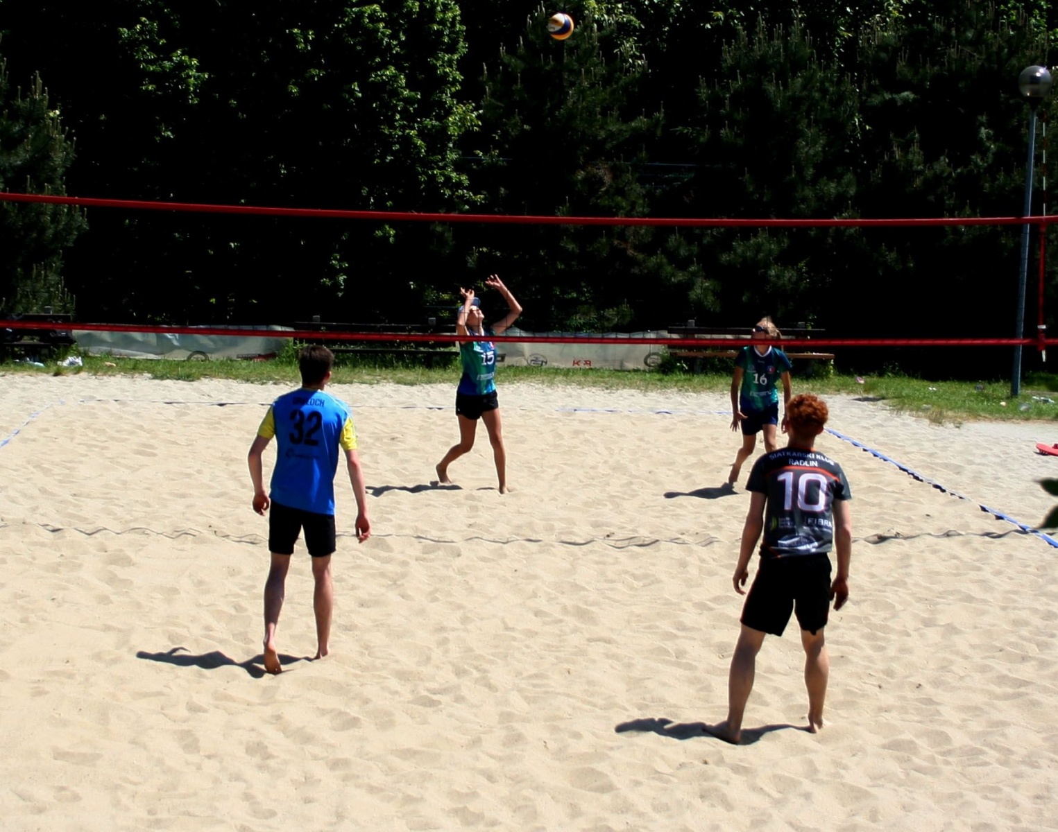 Zdjęcie w galerii na portalu naszwodzislaw.com: Ruszyło Grand Prix Starosty Wodzisławskiego w siatkówce plażowej wiadomości z regionu