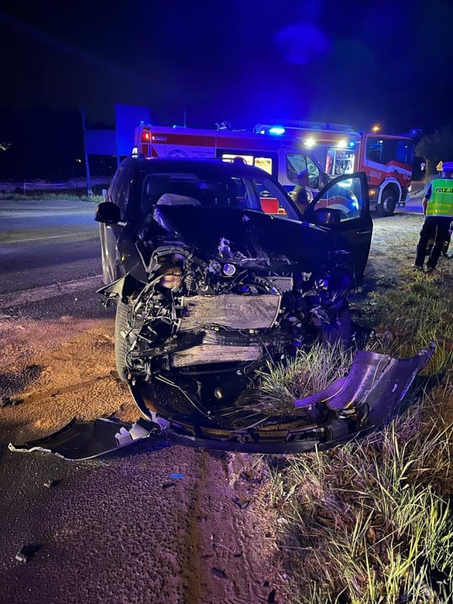 Zdjęcie w galerii na portalu naszwodzislaw.com: Nieustąpienie pierwszeństwa przyczyną zderzenia w Syryni [FOTO] wiadomości z regionu