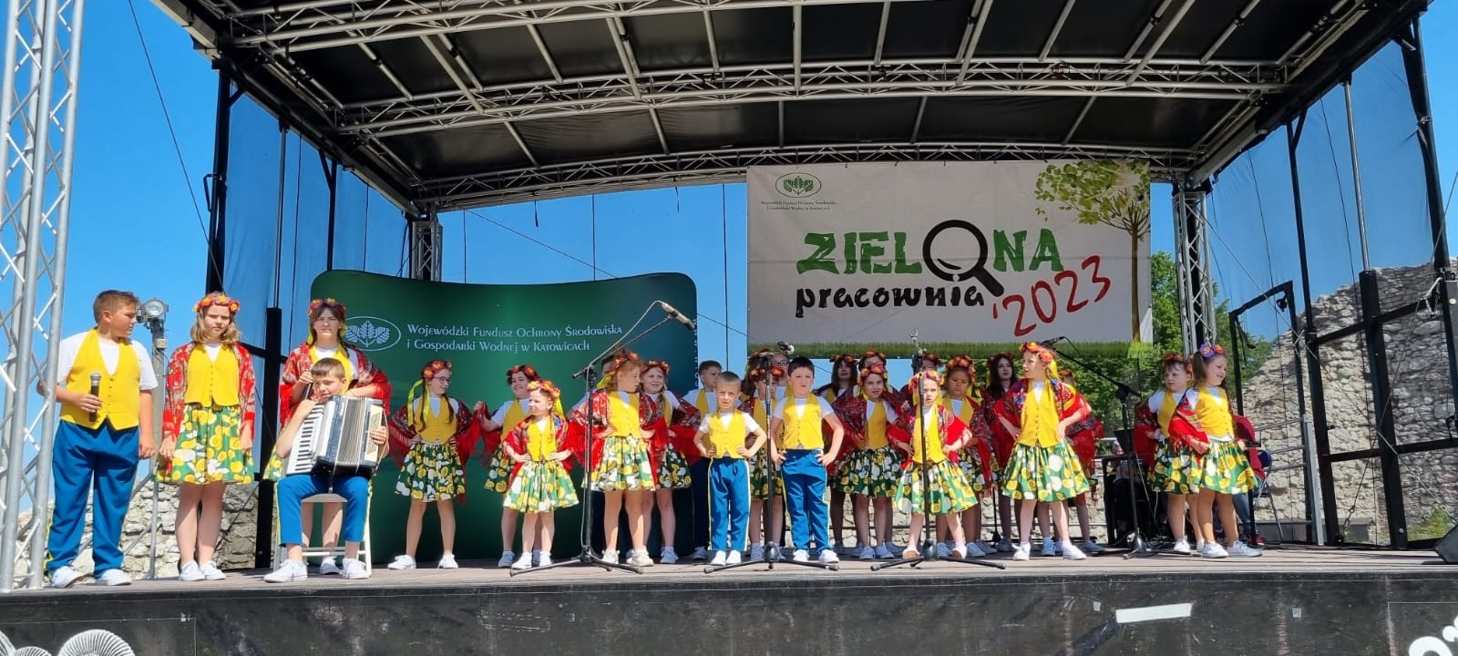 Zdjęcie w galerii na portalu naszwodzislaw.com: Uczniowie zyskają fantastyczne warunki do nauki. Sto szkół z Zielonymi Pracowniami wiadomości z regionu