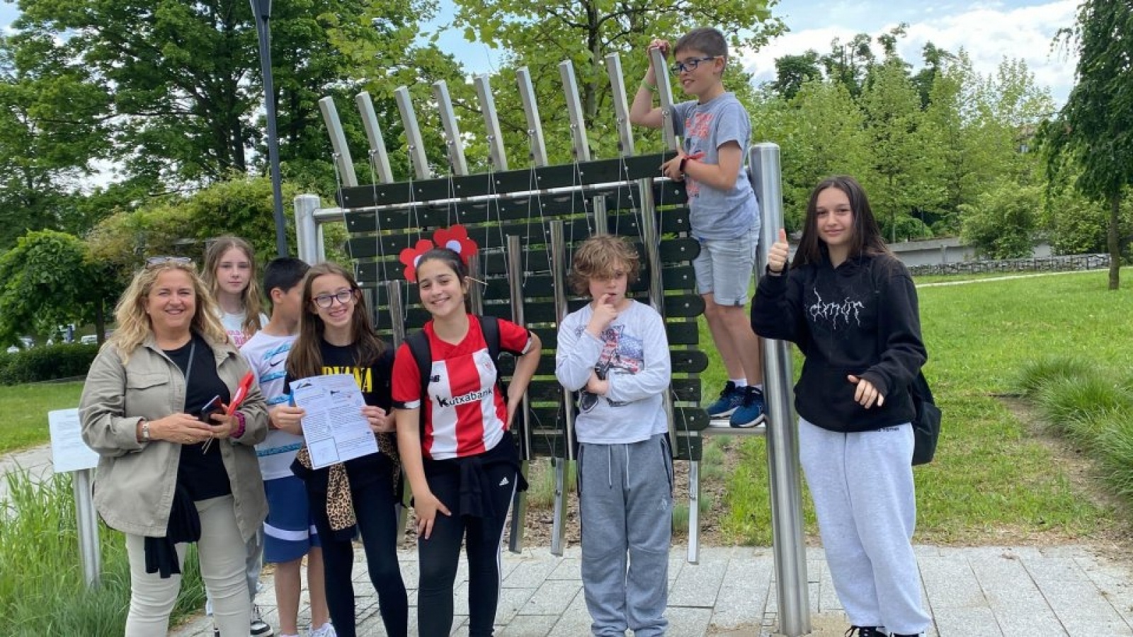 Zdjęcie w galerii na portalu naszwodzislaw.com: Przyjaźń polsko-hiszpańska w rydułtowskiej SP1 [FOTO] wiadomości z regionu