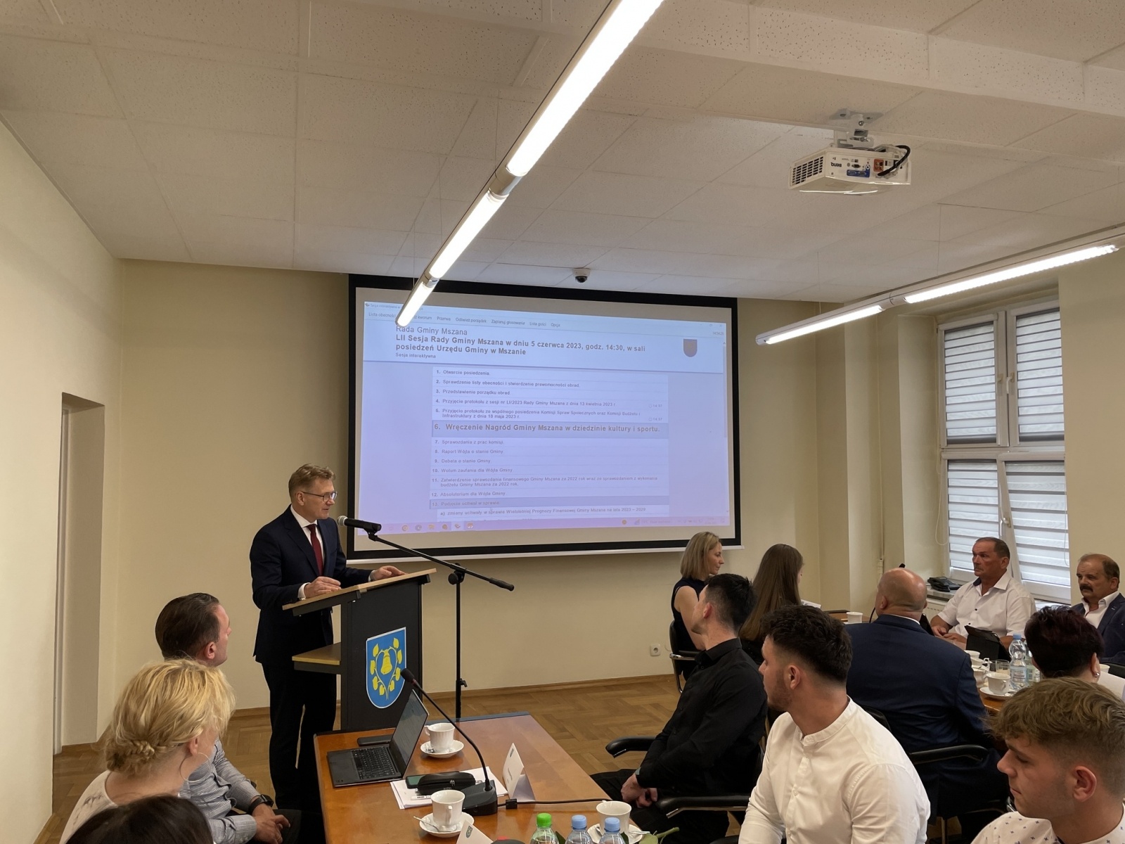 Zdjęcie w galerii na portalu naszwodzislaw.com: Absolutorium i wotum zaufania dla Wójta Gminy Mszana wiadomości z regionu