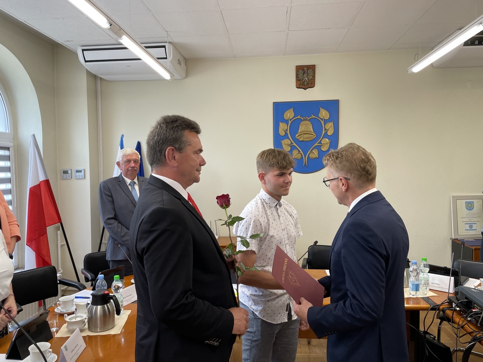 Zdjęcie w galerii na portalu naszwodzislaw.com: Mszana. Nagrody w dziedzinie kultury i sportu wręczone [FOTO] wiadomości z regionu