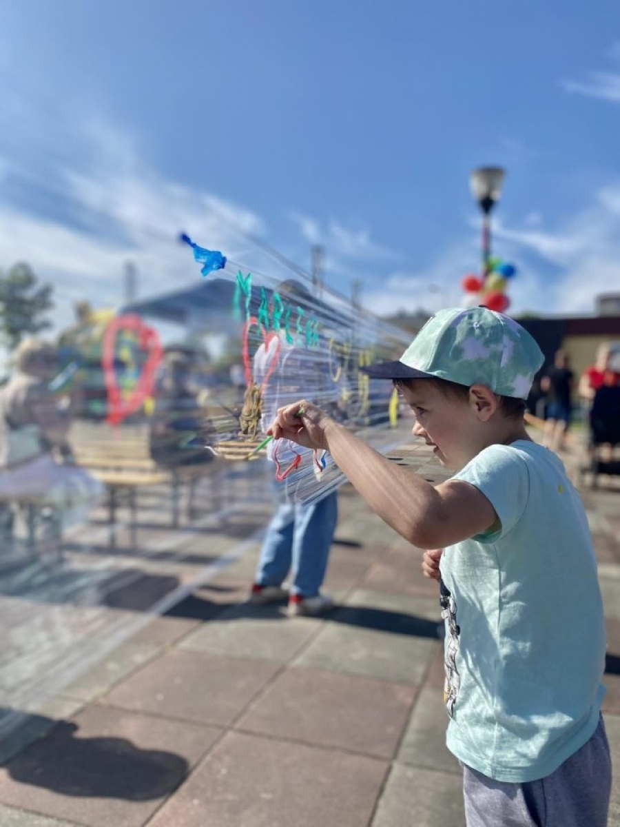Zdjęcie w galerii na portalu naszwodzislaw.com: Moc zabawy, uśmiechu i radości. Dzień Dziecka w Rydułtowach [FOTO] wiadomości z regionu
