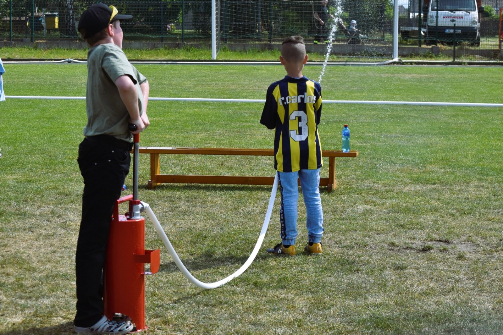 Zdjęcie w galerii na portalu naszwodzislaw.com: Mieszkańcy Gminy Godów podziwiali umiejętności strażaków [FOTO] wiadomości z regionu