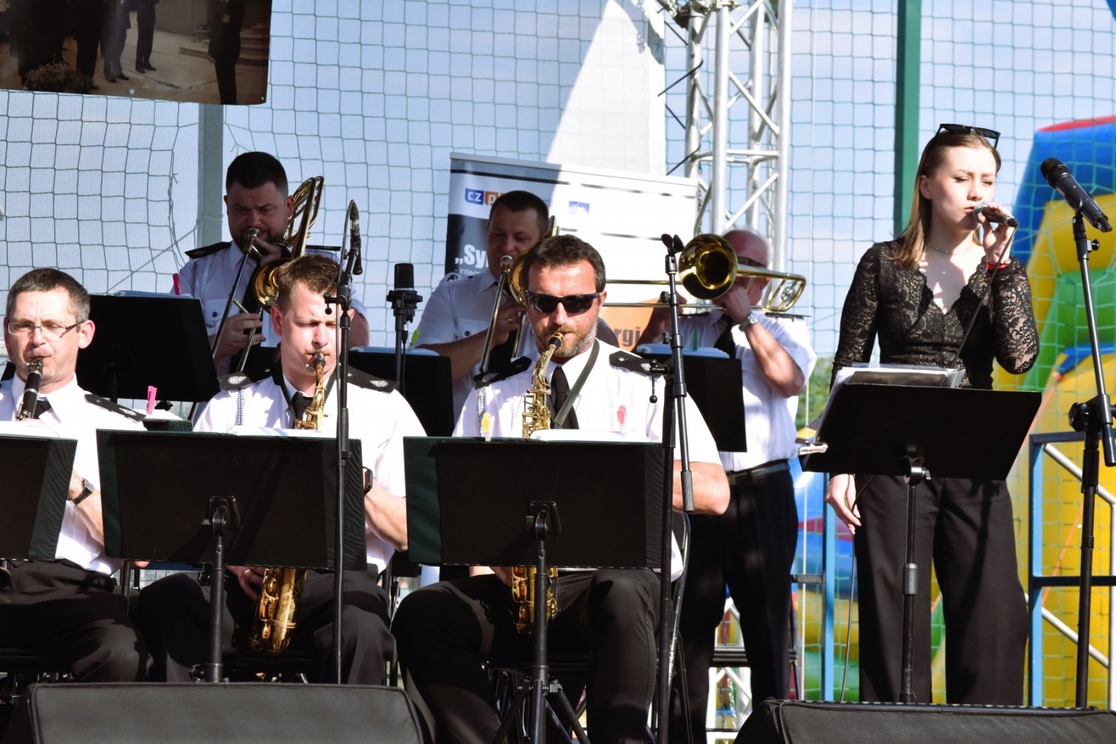Zdjęcie w galerii na portalu naszwodzislaw.com: Mieszkańcy Gminy Godów podziwiali umiejętności strażaków [FOTO] wiadomości z regionu