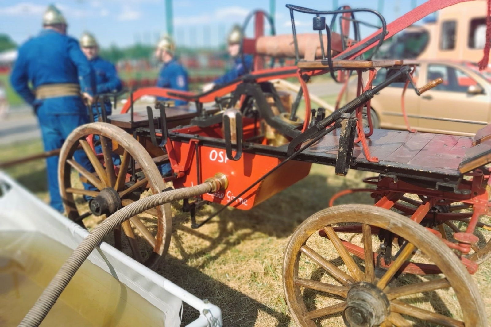 Zdjęcie w galerii na portalu naszwodzislaw.com: Mieszkańcy Gminy Godów podziwiali umiejętności strażaków [FOTO] wiadomości z regionu