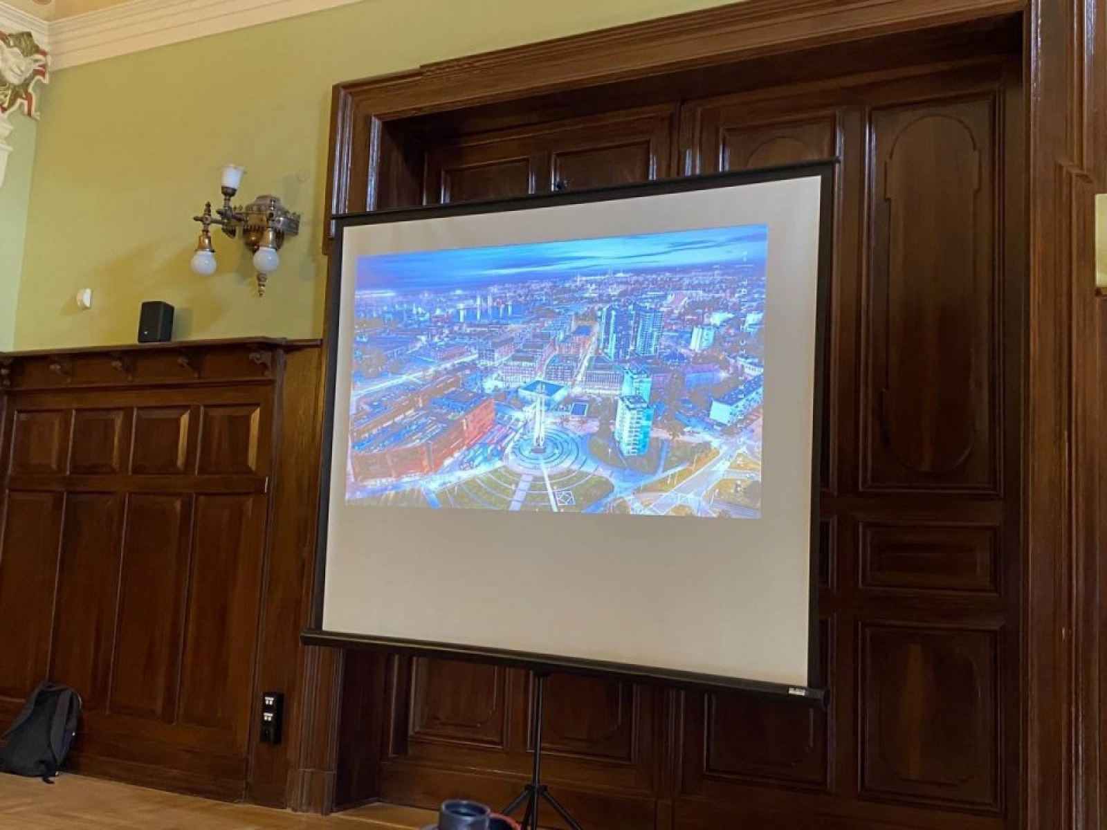 Zdjęcie w galerii na portalu naszwodzislaw.com: Delegacja z Rydułtów na III zjeździe Miasto Obywateli EMPIRIE [FOTO] wiadomości z regionu