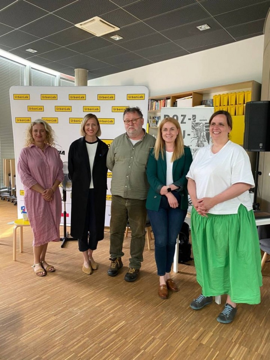 Zdjęcie w galerii na portalu naszwodzislaw.com: Delegacja z Rydułtów na III zjeździe Miasto Obywateli EMPIRIE [FOTO] wiadomości z regionu