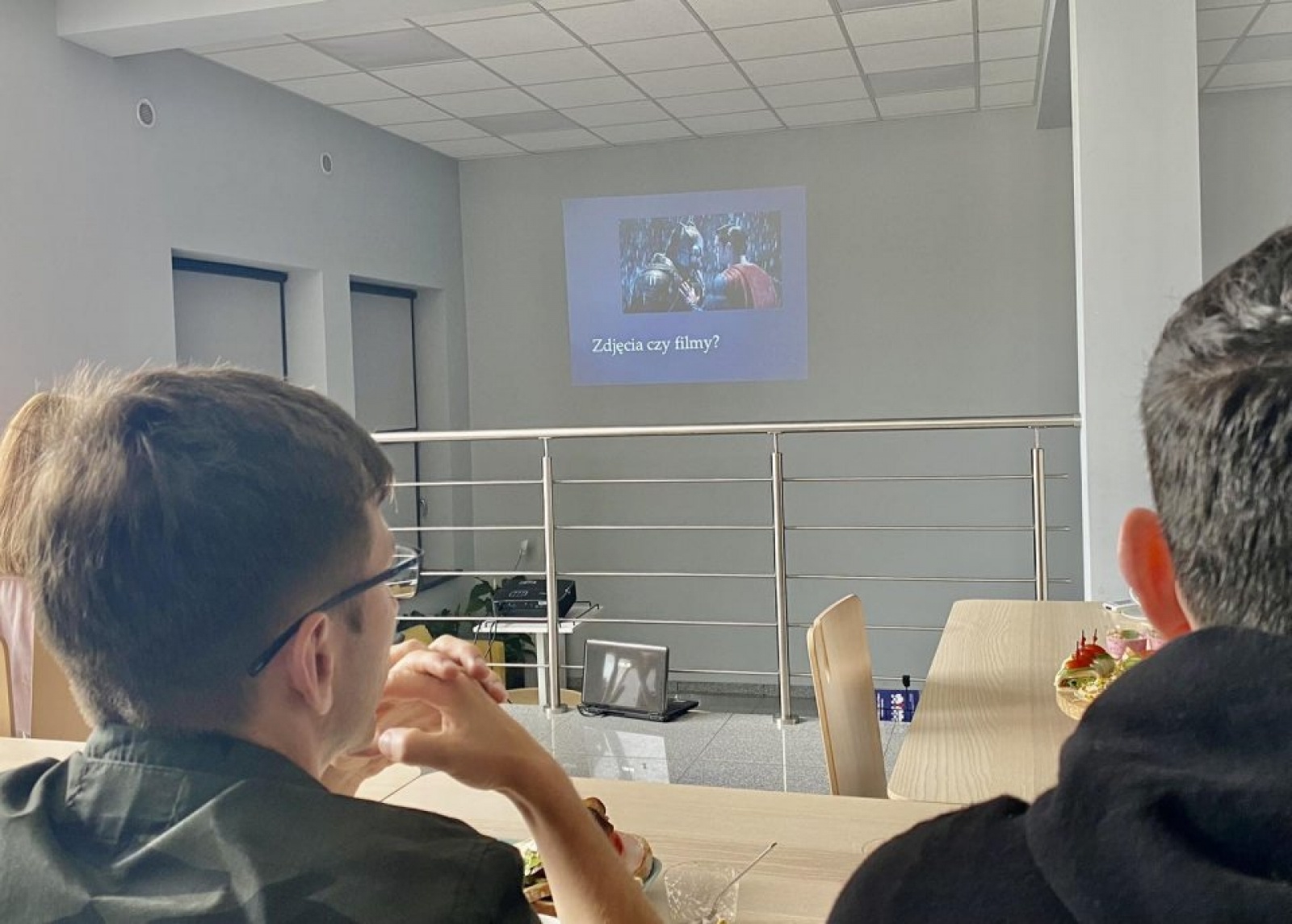 Zdjęcie w galerii na portalu naszwodzislaw.com: Rydułtowy. Dowiedzieli się, jak tworzyć dobre wideo [FOTO] wiadomości z regionu