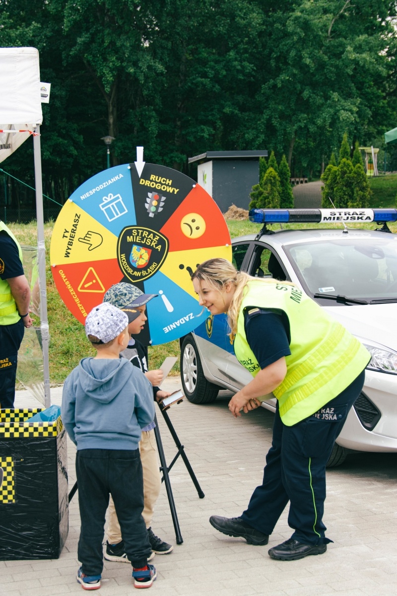 Zdjęcie w galerii na portalu naszwodzislaw.com: Edukowali ekologicznie poprzez zabawę [FOTO] wiadomości z regionu