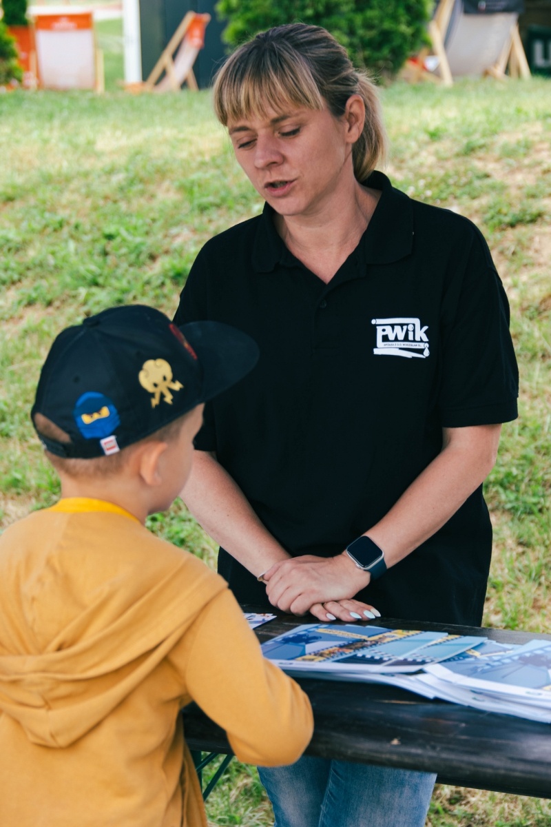 Zdjęcie w galerii na portalu naszwodzislaw.com: Edukowali ekologicznie poprzez zabawę [FOTO] wiadomości z regionu