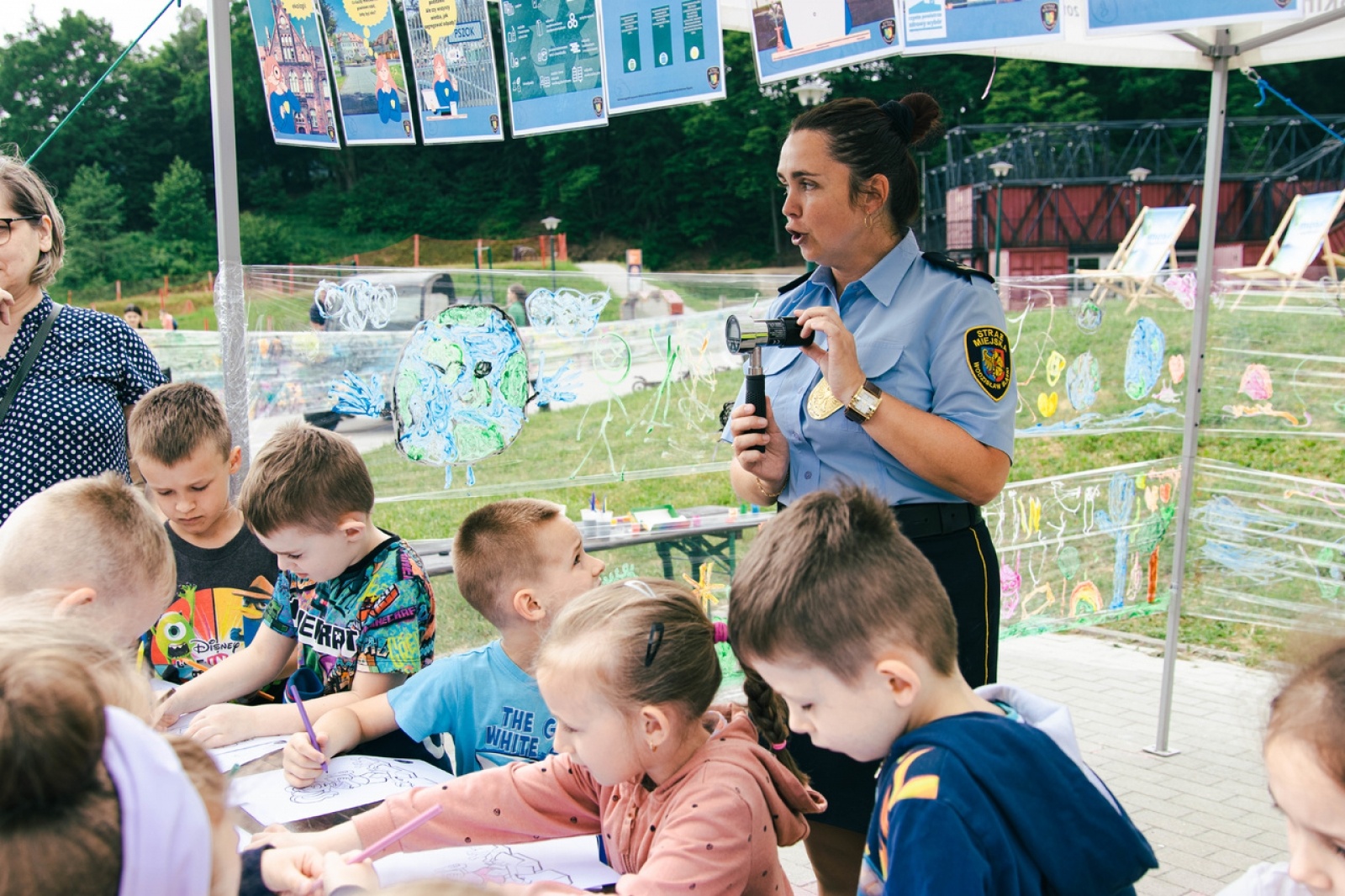 Zdjęcie w galerii na portalu naszwodzislaw.com: Edukowali ekologicznie poprzez zabawę [FOTO] wiadomości z regionu