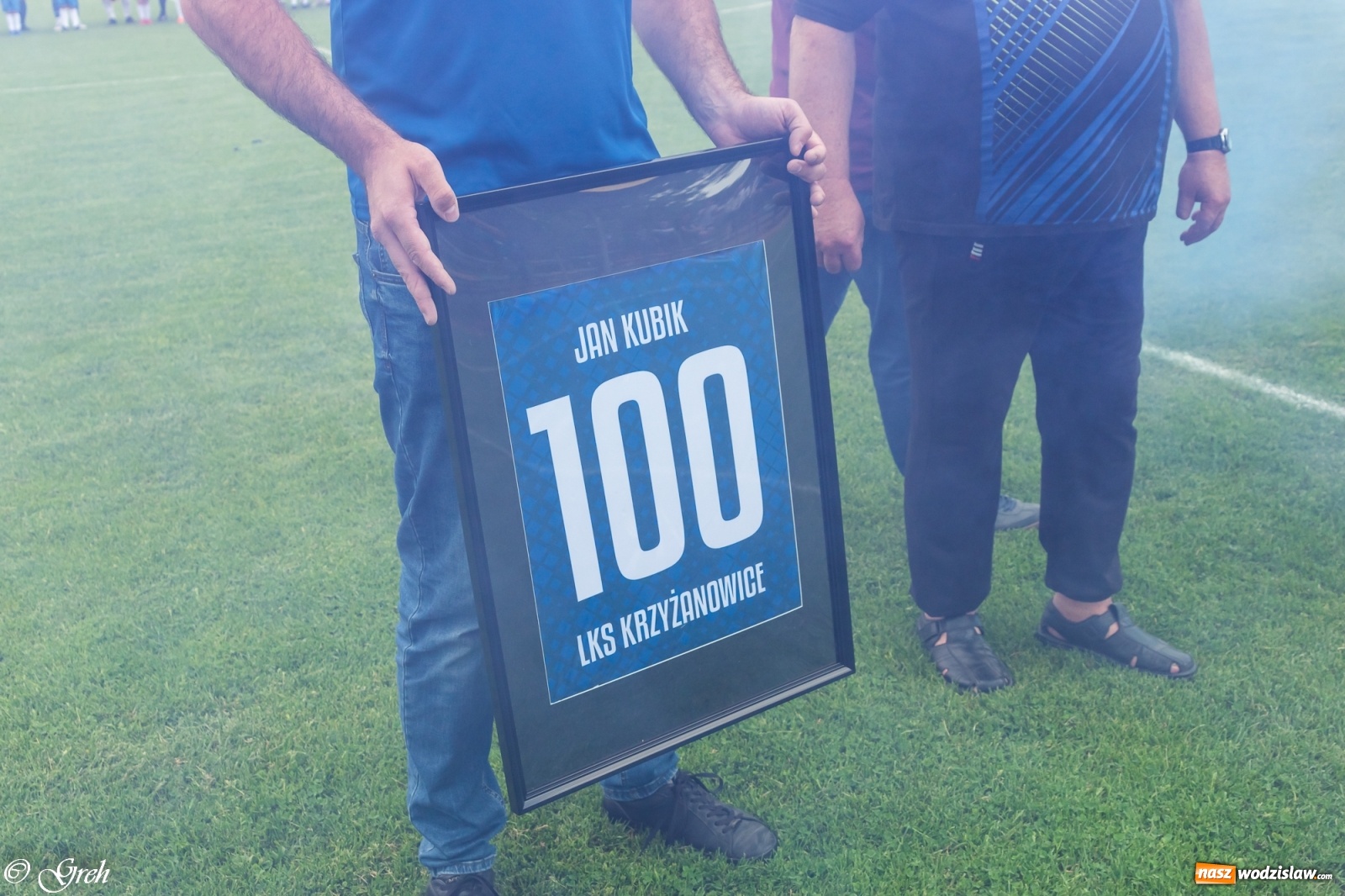 Zdjęcie w galerii na portalu naszwodzislaw.com: O mistrzostwie zdecyduje ostatnia kolejka. Państwo Kubikowie z podziękowaniami [FOTO] wiadomości z regionu