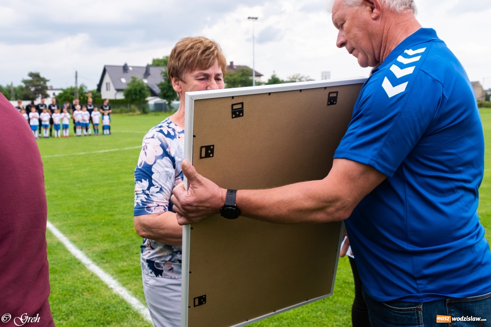 Zdjęcie w galerii na portalu naszwodzislaw.com: O mistrzostwie zdecyduje ostatnia kolejka. Państwo Kubikowie z podziękowaniami [FOTO] wiadomości z regionu