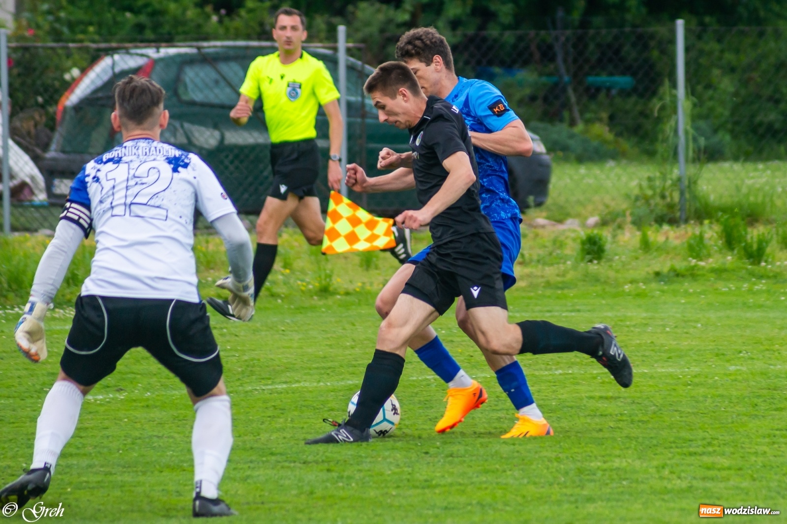 Zdjęcie w galerii na portalu naszwodzislaw.com: O mistrzostwie zdecyduje ostatnia kolejka. Państwo Kubikowie z podziękowaniami [FOTO] wiadomości z regionu