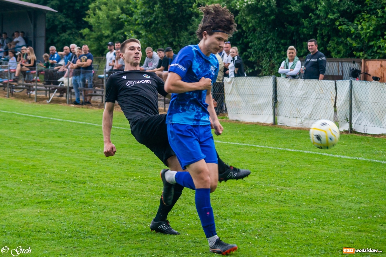 Zdjęcie w galerii na portalu naszwodzislaw.com: O mistrzostwie zdecyduje ostatnia kolejka. Państwo Kubikowie z podziękowaniami [FOTO] wiadomości z regionu