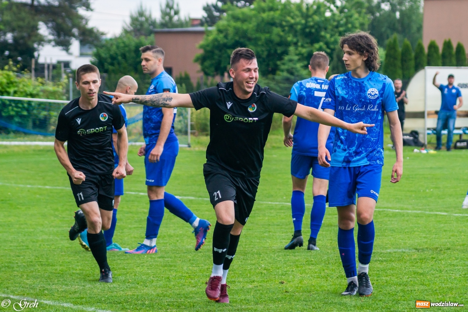 Zdjęcie w galerii na portalu naszwodzislaw.com: O mistrzostwie zdecyduje ostatnia kolejka. Państwo Kubikowie z podziękowaniami [FOTO] wiadomości z regionu