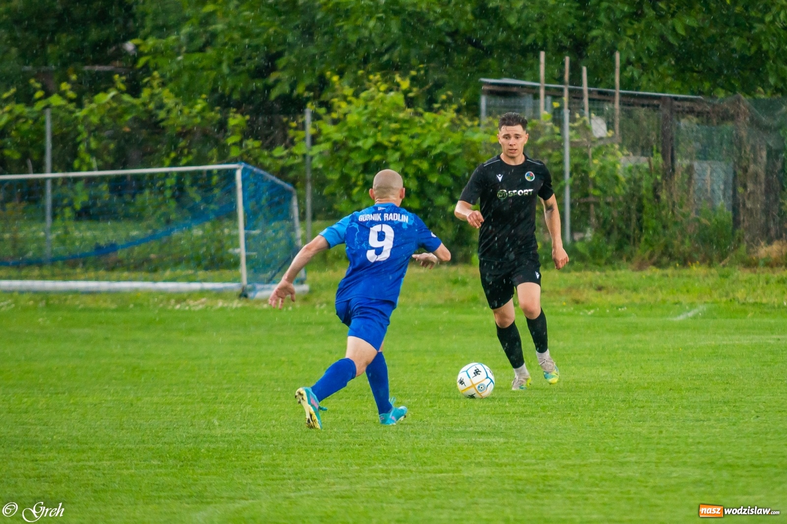 Zdjęcie w galerii na portalu naszwodzislaw.com: O mistrzostwie zdecyduje ostatnia kolejka. Państwo Kubikowie z podziękowaniami [FOTO] wiadomości z regionu