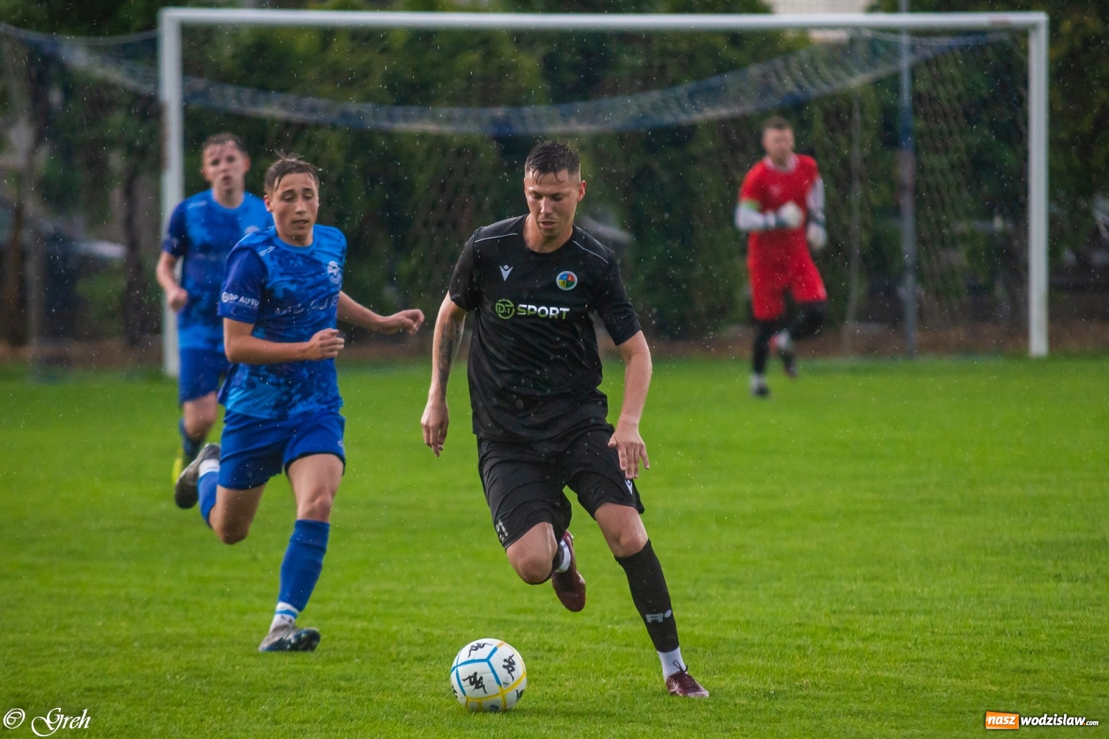 Zdjęcie w galerii na portalu naszwodzislaw.com: O mistrzostwie zdecyduje ostatnia kolejka. Państwo Kubikowie z podziękowaniami [FOTO] wiadomości z regionu