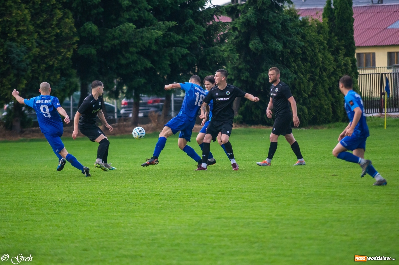 Zdjęcie w galerii na portalu naszwodzislaw.com: O mistrzostwie zdecyduje ostatnia kolejka. Państwo Kubikowie z podziękowaniami [FOTO] wiadomości z regionu