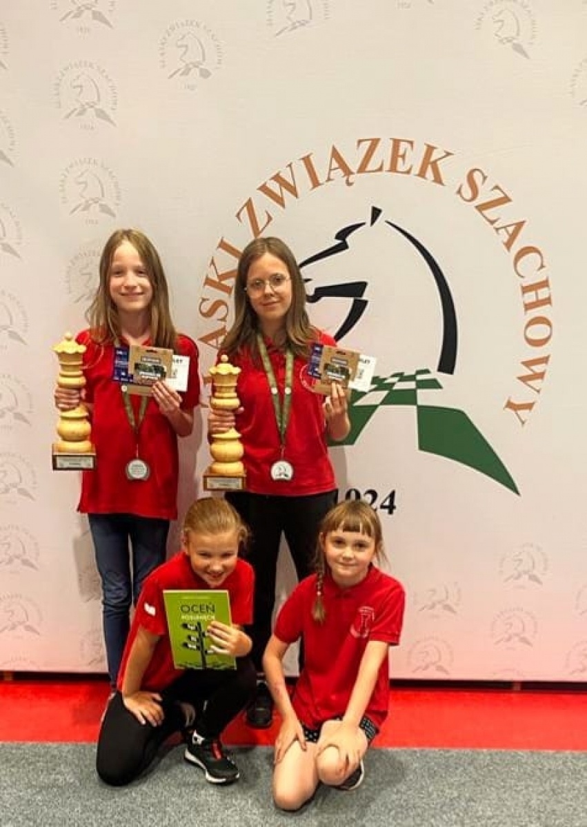Zdjęcie w galerii na portalu naszwodzislaw.com: Szachiści z wodzisławskiej Baszty na MEDAL wiadomości z regionu