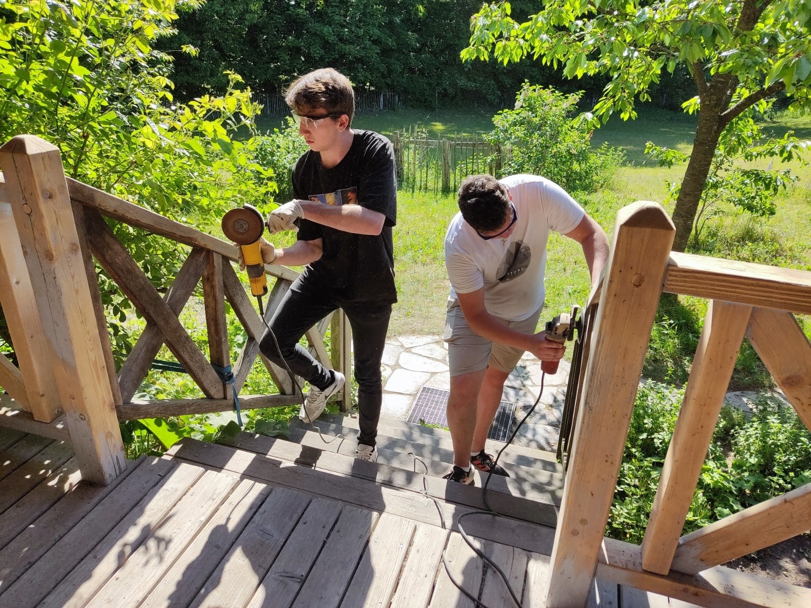 Zdjęcie w galerii na portalu naszwodzislaw.com: Studenci architektury kolejny raz na warsztatach ArchitEKO w Juhowie wiadomości z regionu