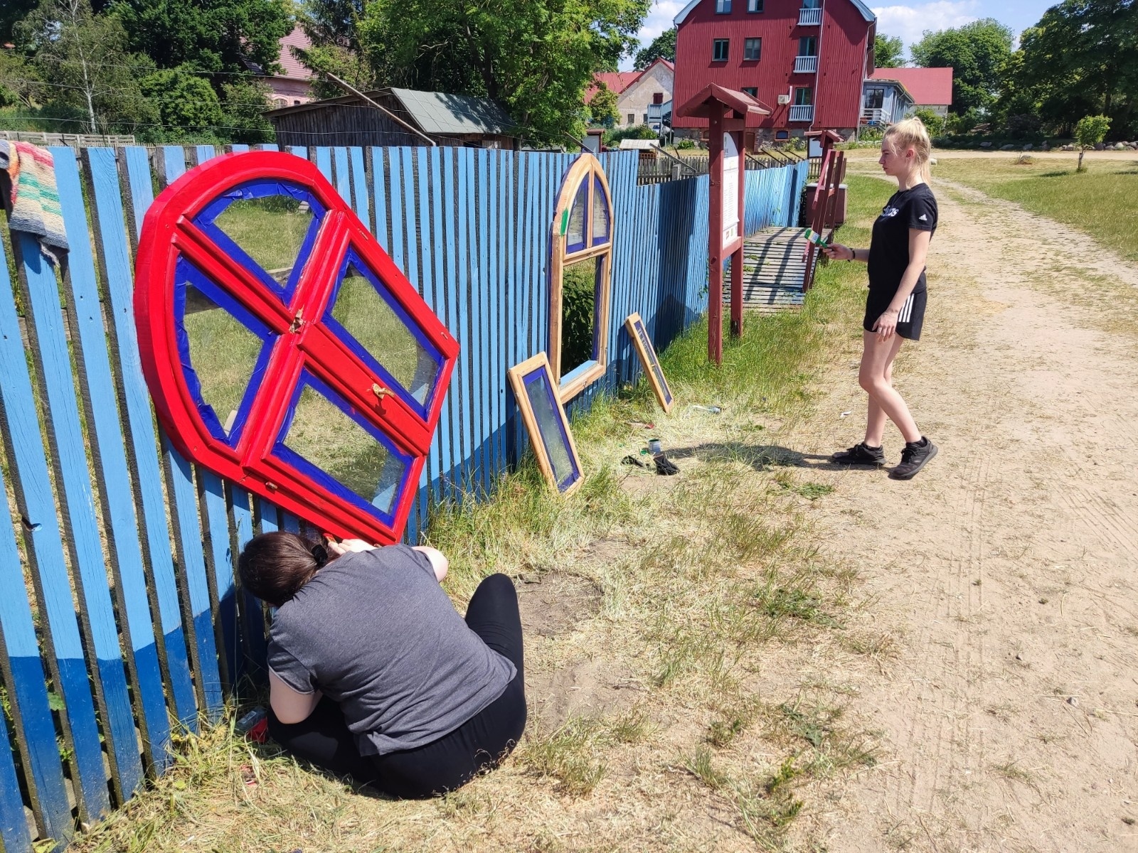 Zdjęcie w galerii na portalu naszwodzislaw.com: Studenci architektury kolejny raz na warsztatach ArchitEKO w Juhowie wiadomości z regionu