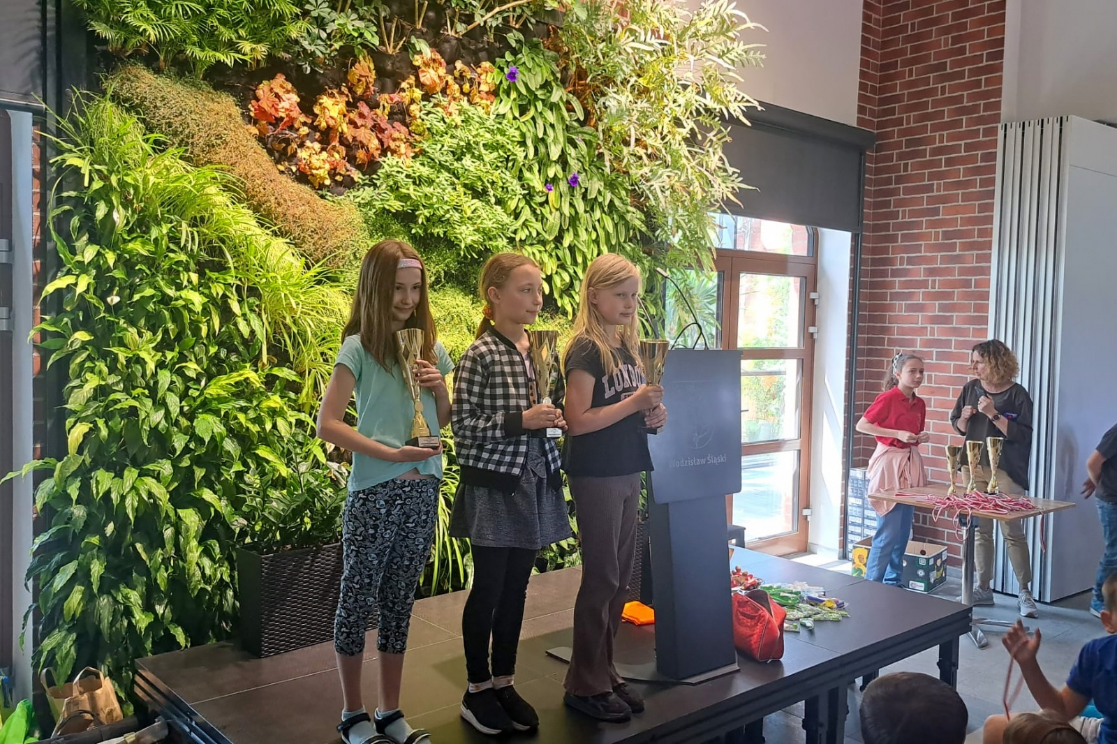 Zdjęcie w galerii na portalu naszwodzislaw.com: Wyjątkowy Dzień Dziecka z szachami wiadomości z regionu