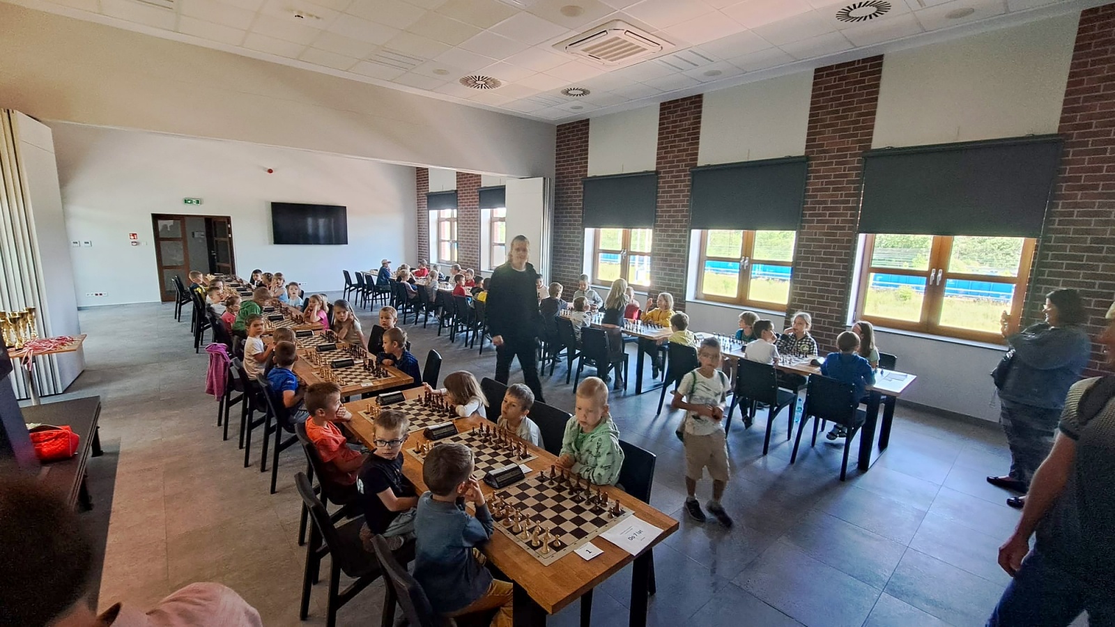 Zdjęcie w galerii na portalu naszwodzislaw.com: Wyjątkowy Dzień Dziecka z szachami wiadomości z regionu