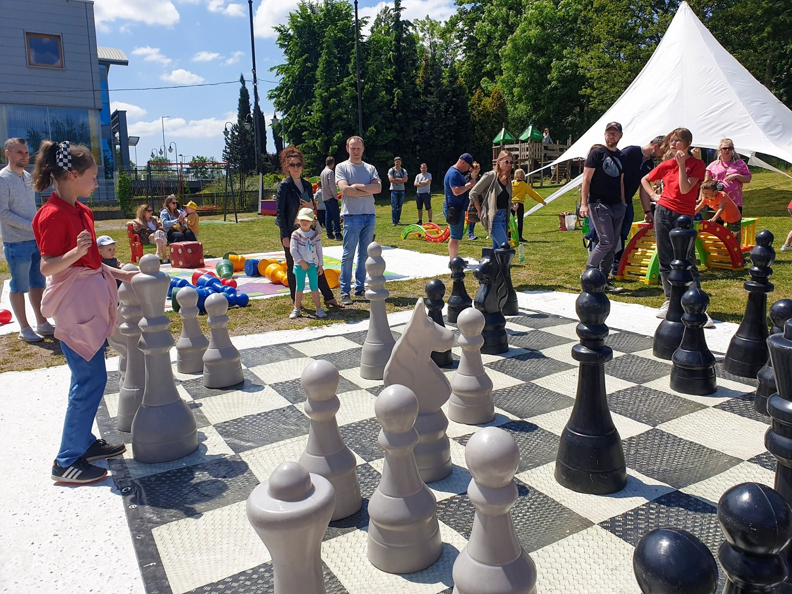 Zdjęcie w galerii na portalu naszwodzislaw.com: Wyjątkowy Dzień Dziecka z szachami wiadomości z regionu