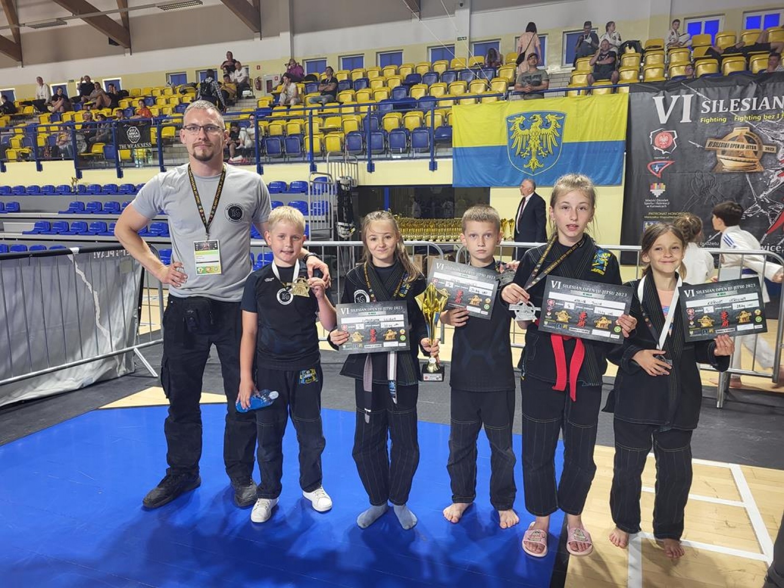 Zdjęcie w galerii na portalu naszwodzislaw.com: VI Silesian open Ju-Jitsu 2023. Medale dla Rydułtów. Stein z biletem na mistrzostwa świata wiadomości z regionu