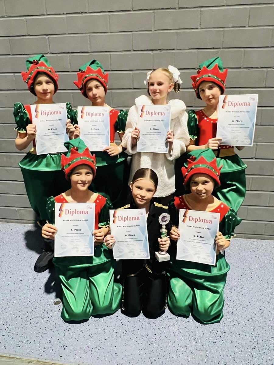 Zdjęcie w galerii na portalu naszwodzislaw.com: Miraż wrócił z sukcesami z Mistrzostw Świata IDO w show dance wiadomości z regionu