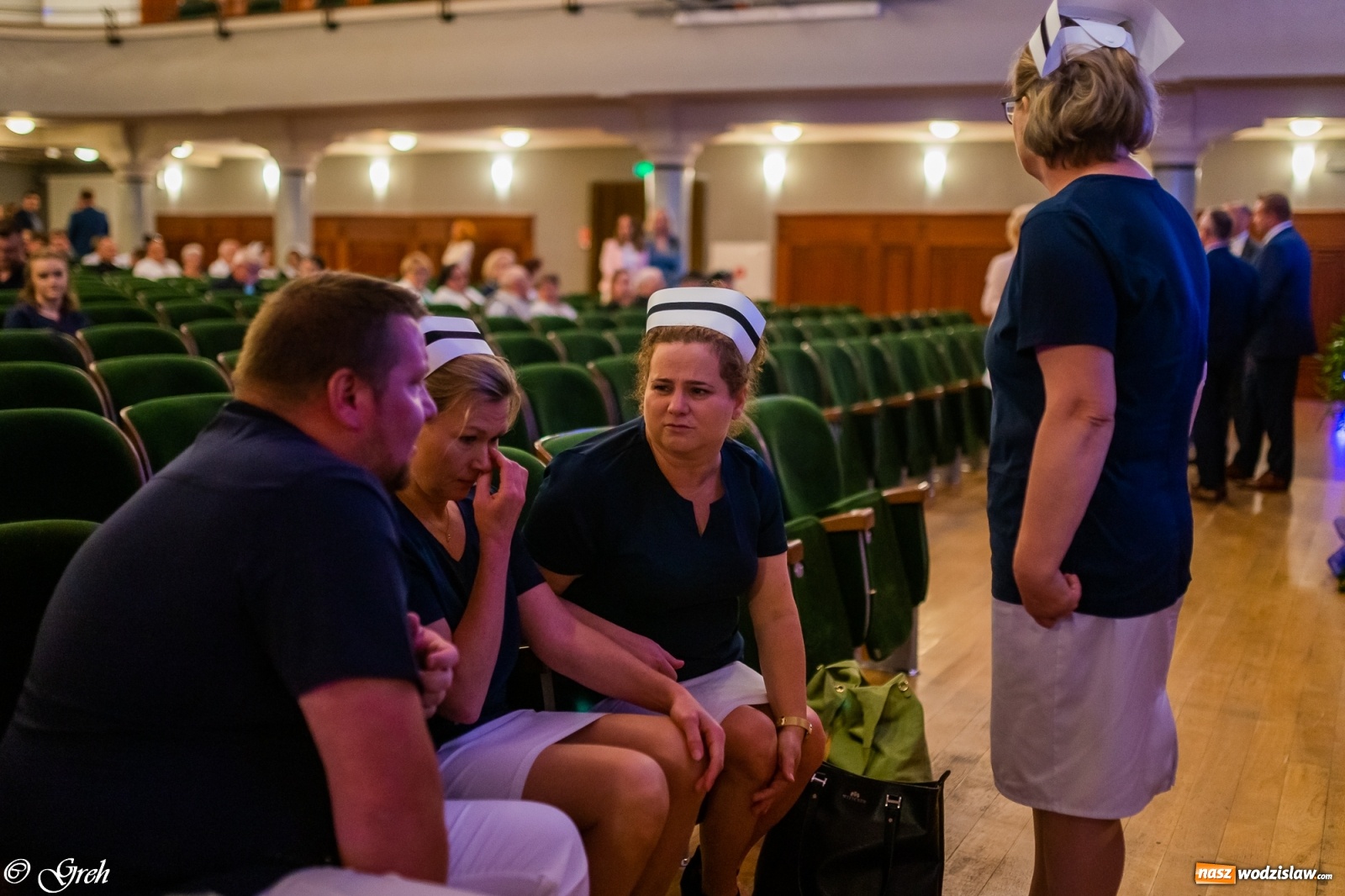 Zdjęcie w galerii na portalu naszwodzislaw.com: By zostać pielęgniarką trzeba kochać ludzi. Uroczystość czepkowania studentów ANS w Raciborzu [FOTO i WIDEO] wiadomości z regionu