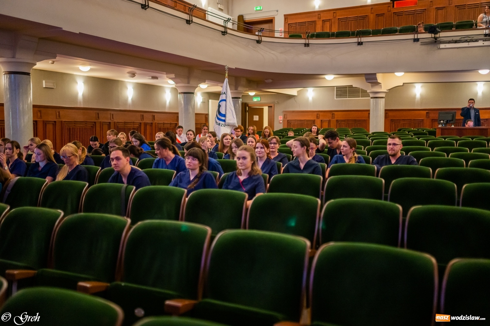Zdjęcie w galerii na portalu naszwodzislaw.com: By zostać pielęgniarką trzeba kochać ludzi. Uroczystość czepkowania studentów ANS w Raciborzu [FOTO i WIDEO] wiadomości z regionu