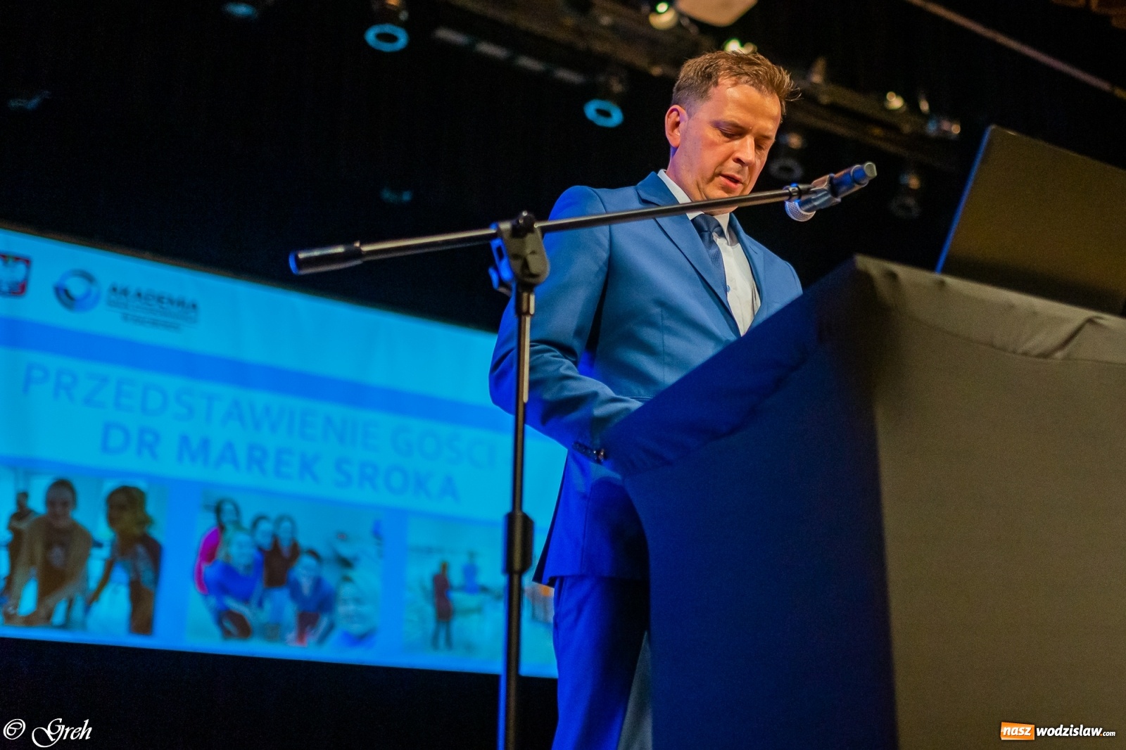 Zdjęcie w galerii na portalu naszwodzislaw.com: By zostać pielęgniarką trzeba kochać ludzi. Uroczystość czepkowania studentów ANS w Raciborzu [FOTO i WIDEO] wiadomości z regionu