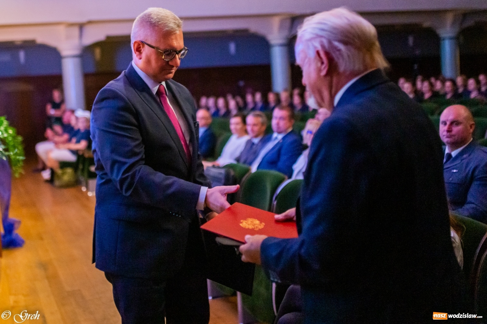 Zdjęcie w galerii na portalu naszwodzislaw.com: By zostać pielęgniarką trzeba kochać ludzi. Uroczystość czepkowania studentów ANS w Raciborzu [FOTO i WIDEO] wiadomości z regionu