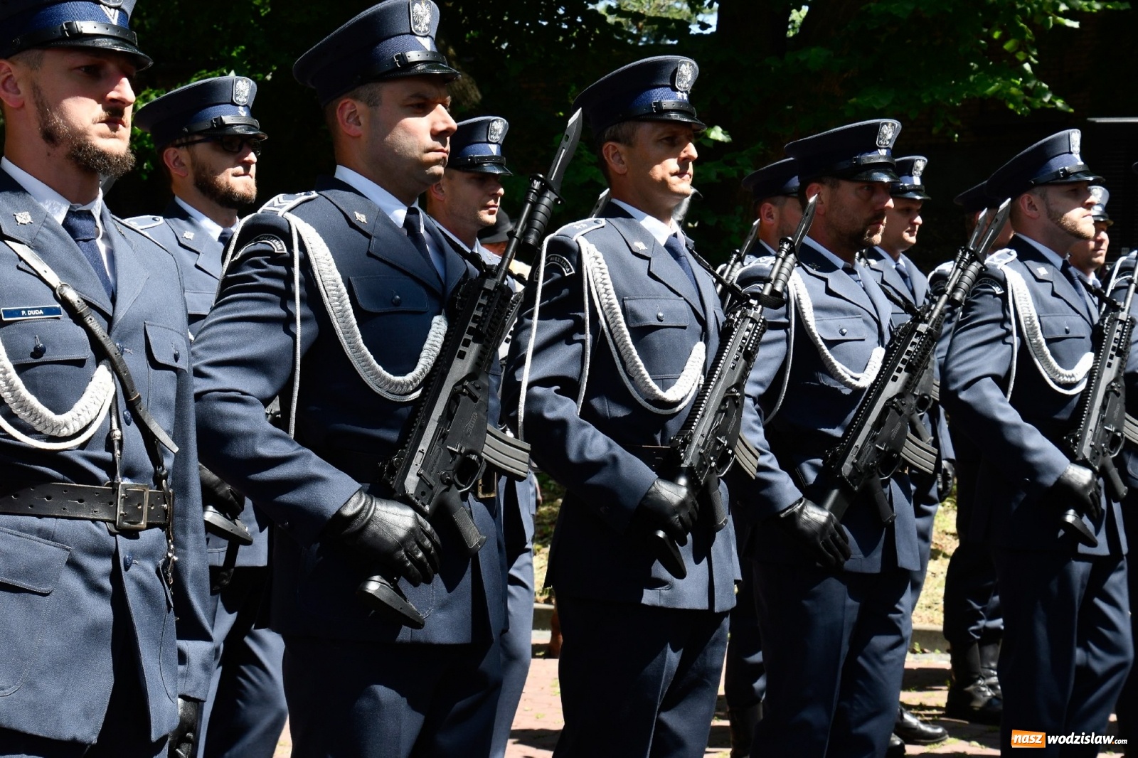 Zdjęcie w galerii na portalu naszwodzislaw.com: Narodowy Dzień Powstań Śląskich. Tysiące ludzi na inscenizacji w Rzuchowie [FOTO i WIDEO] wiadomości z regionu
