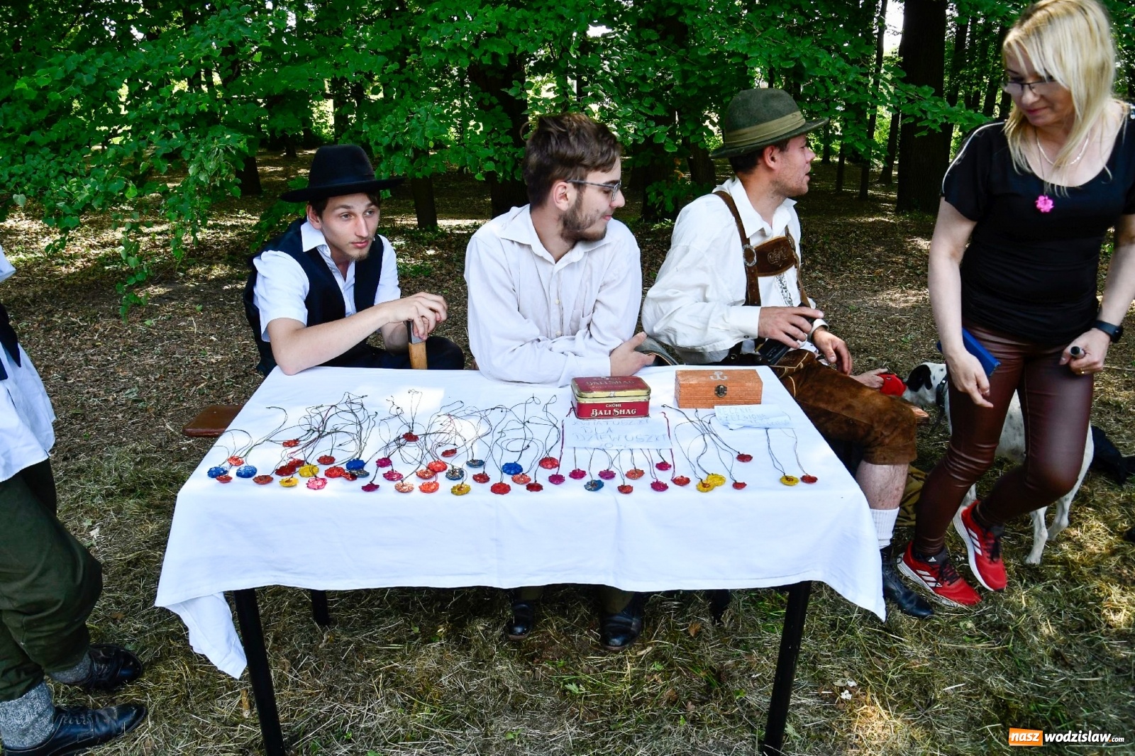 Zdjęcie w galerii na portalu naszwodzislaw.com: Narodowy Dzień Powstań Śląskich. Tysiące ludzi na inscenizacji w Rzuchowie [FOTO i WIDEO] wiadomości z regionu