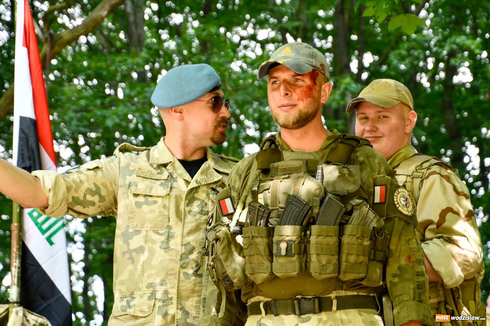Zdjęcie w galerii na portalu naszwodzislaw.com: Narodowy Dzień Powstań Śląskich. Tysiące ludzi na inscenizacji w Rzuchowie [FOTO i WIDEO] wiadomości z regionu