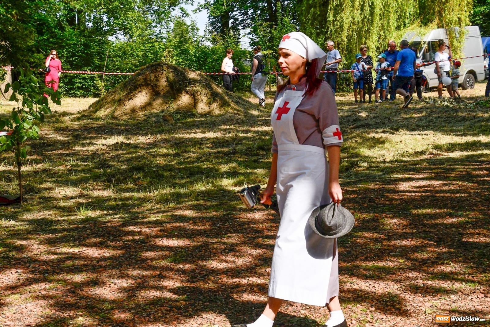 Zdjęcie w galerii na portalu naszwodzislaw.com: Narodowy Dzień Powstań Śląskich. Tysiące ludzi na inscenizacji w Rzuchowie [FOTO i WIDEO] wiadomości z regionu
