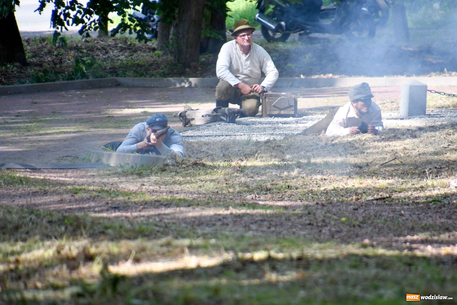 Zdjęcie w galerii na portalu naszwodzislaw.com: Narodowy Dzień Powstań Śląskich. Tysiące ludzi na inscenizacji w Rzuchowie [FOTO i WIDEO] wiadomości z regionu