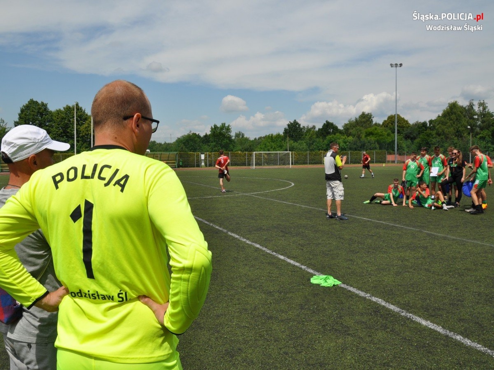 Zdjęcie w galerii na portalu naszwodzislaw.com: Policjanci zorganizowali turniej piłki nożnej dla dzieci wiadomości z regionu