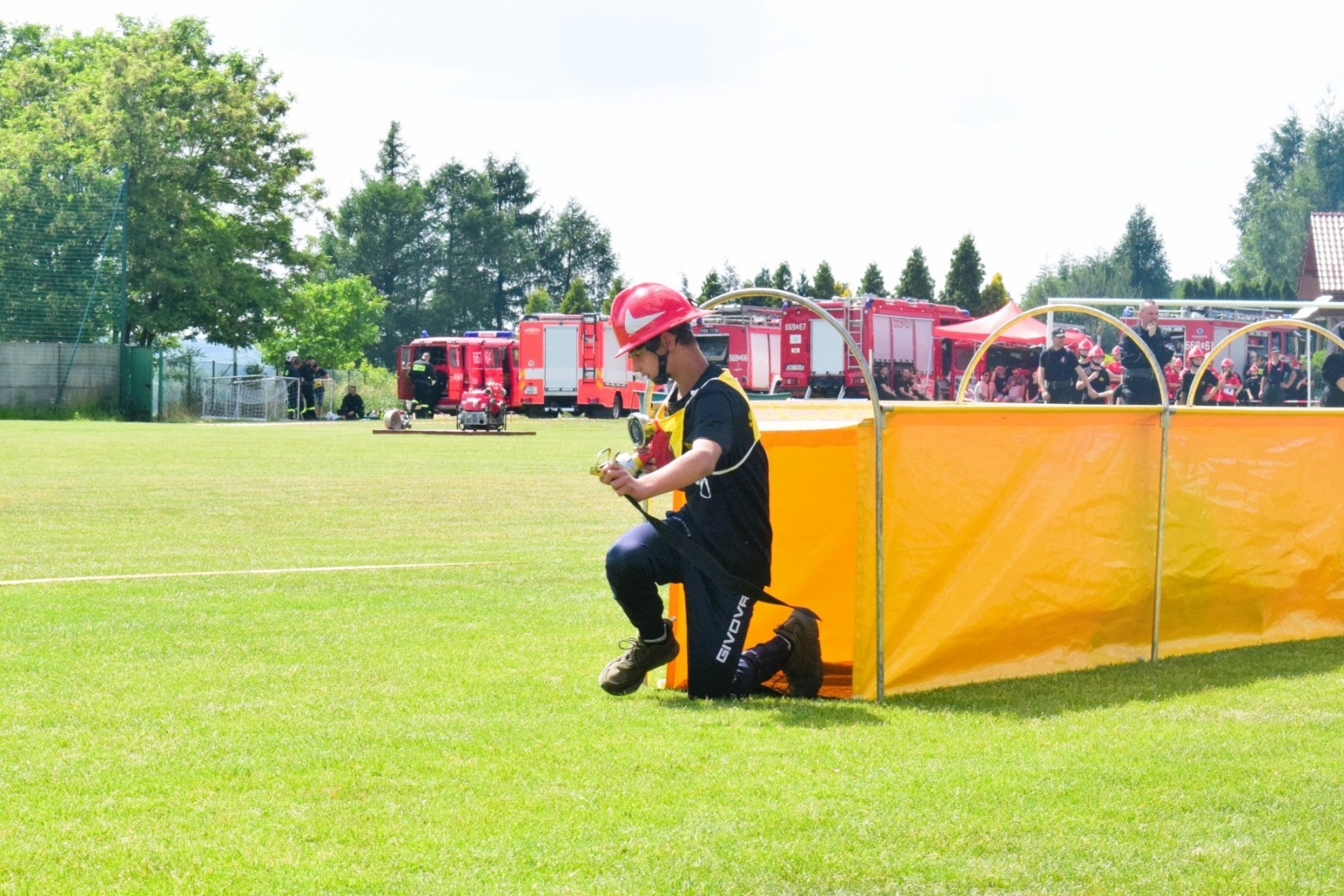 Zdjęcie w galerii na portalu naszwodzislaw.com: OSP Skrzyszów i OSP Łaziska najlepsze w gminnych zawodach sportowo-pożarniczych [FOTO] wiadomości z regionu